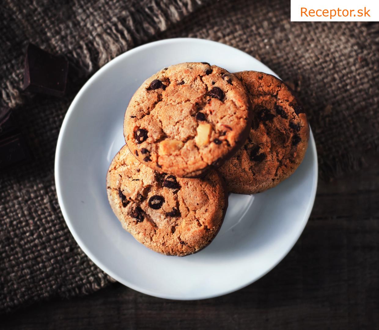 Cookies s kúskami čokolády