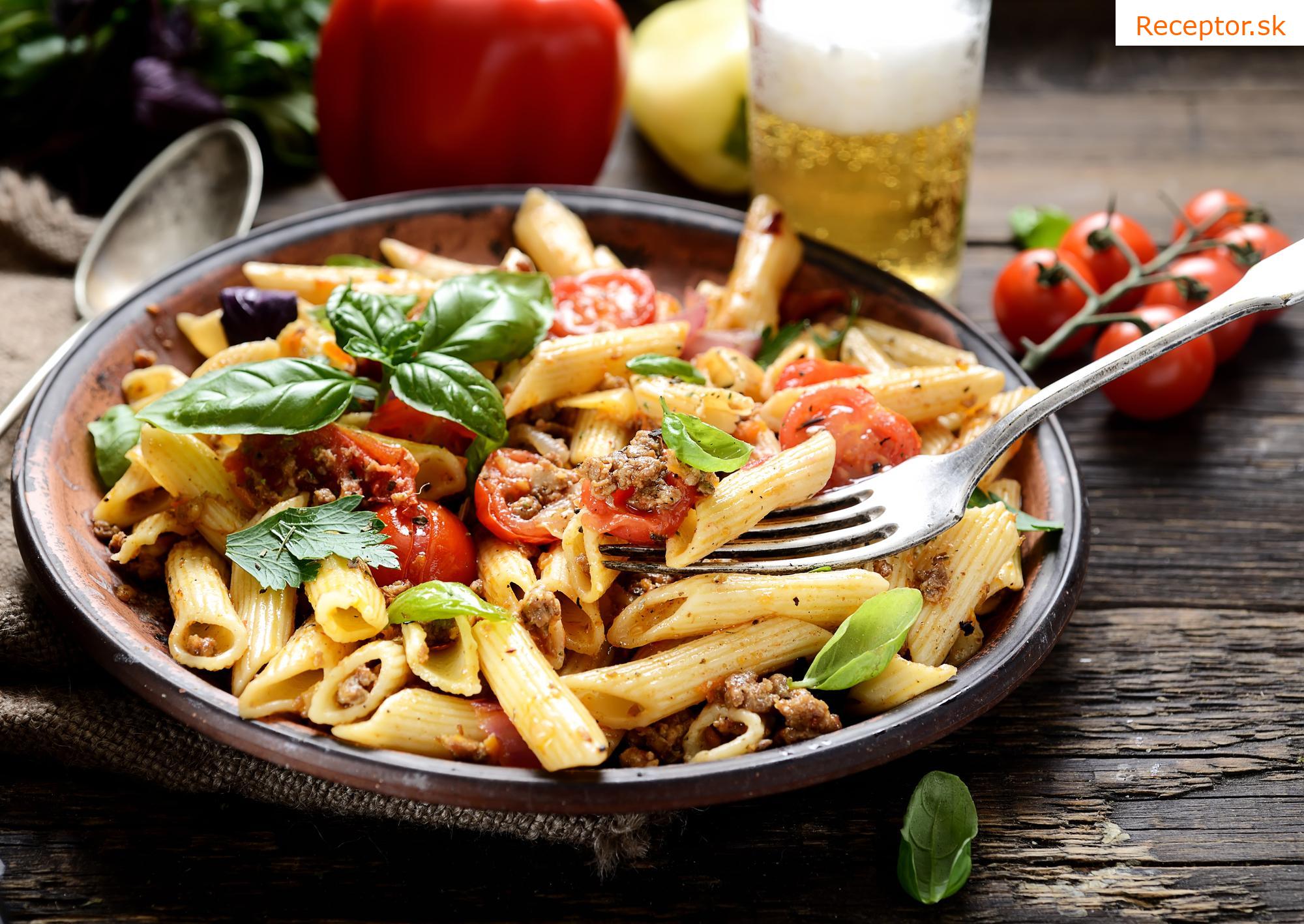 Ragú z bravčového mäsa (na cestoviny, lasagne i iné)