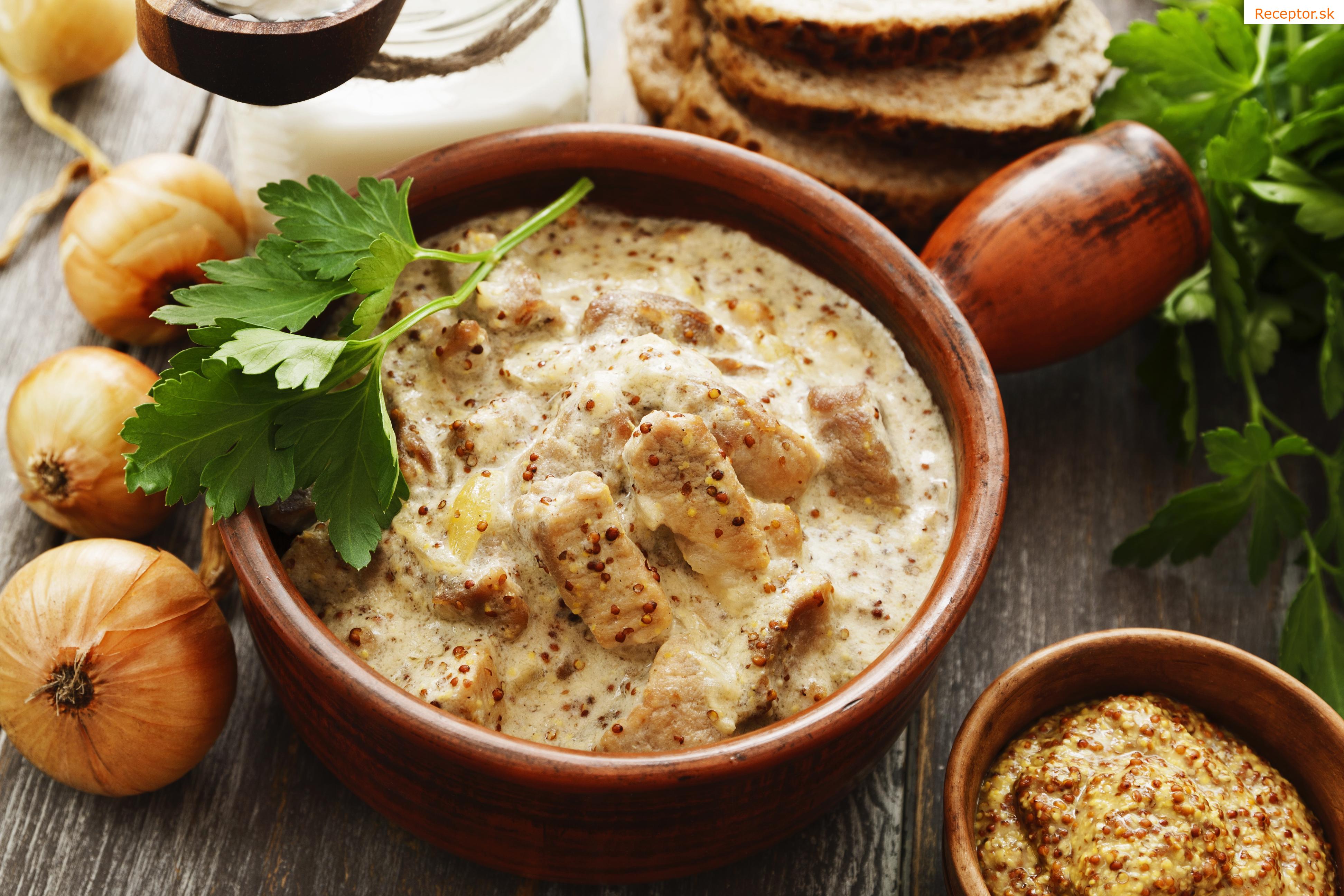 Španielske bravčové mäso v smotanovej omáčke